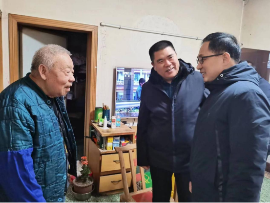 新春送溫暖  慰問暖人心—產(chǎn)業(yè)集團(tuán)活動新聞稿0205(1)(3)192.png